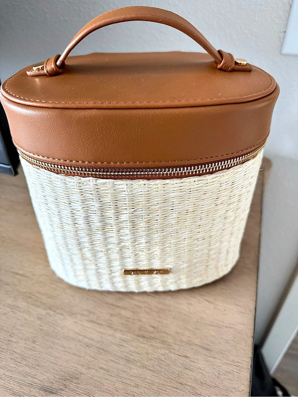 Rachel Zoe Woven Bucket makeup bag in Brown & Cream